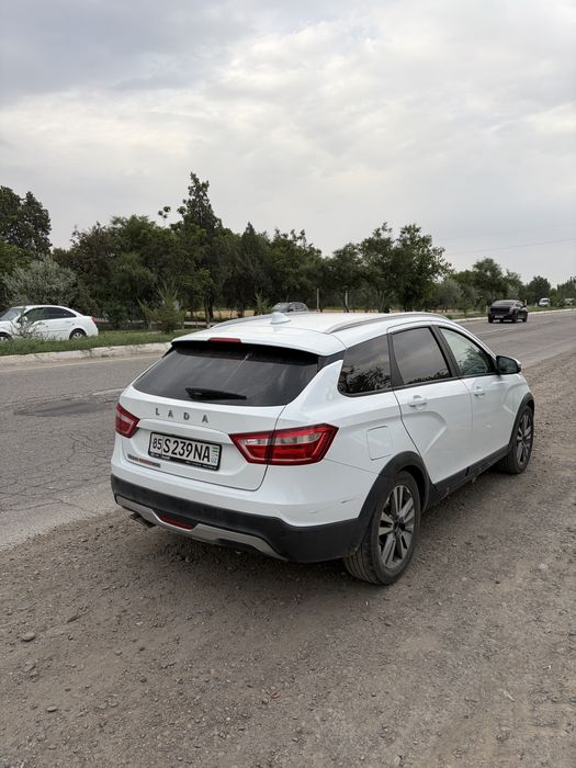 Lada vesta cross sw