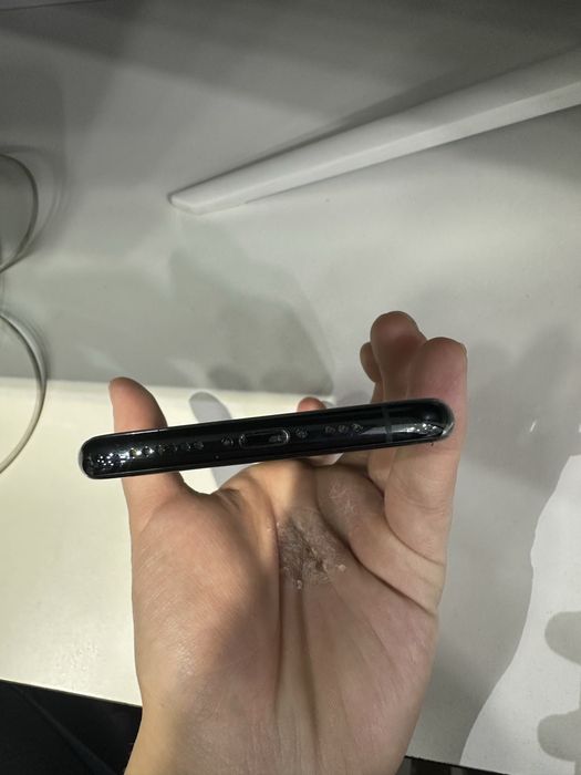 Iphone 11 pro 64gb 75%