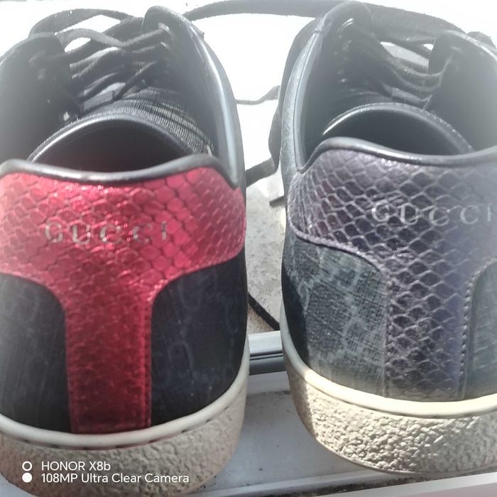 Gucci supreme sneakers