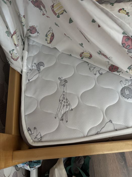 Продам двухъярусную кровать