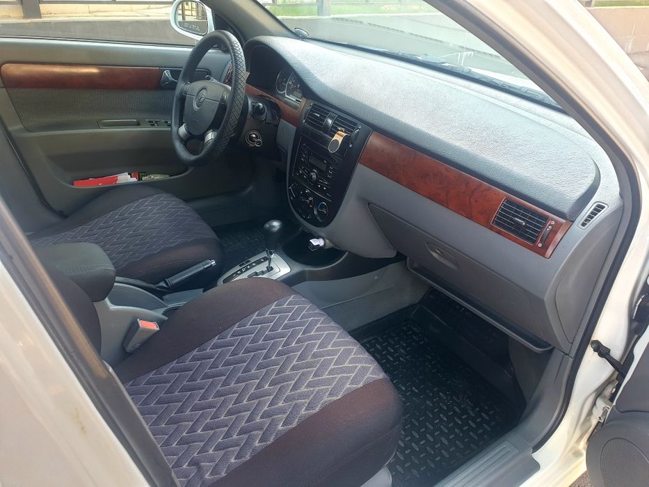 Lasseti 1.6 2013 yil