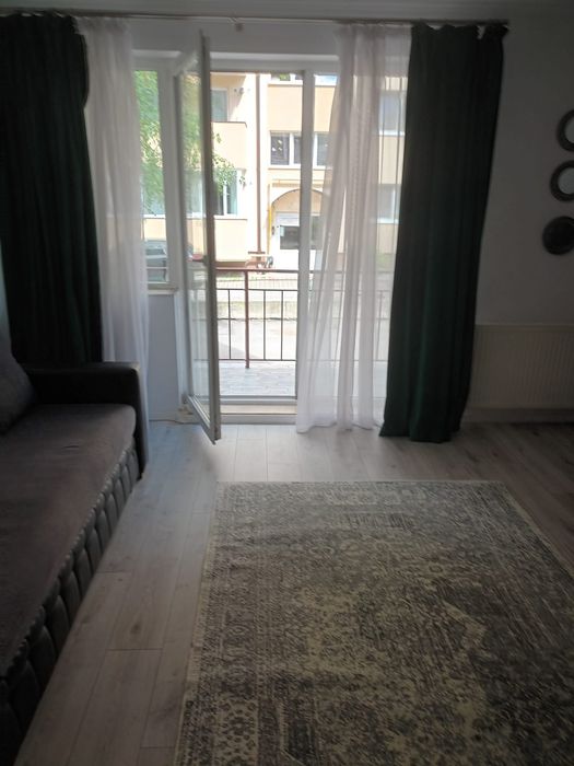 Persoana fizica vand apartament 2 camere
