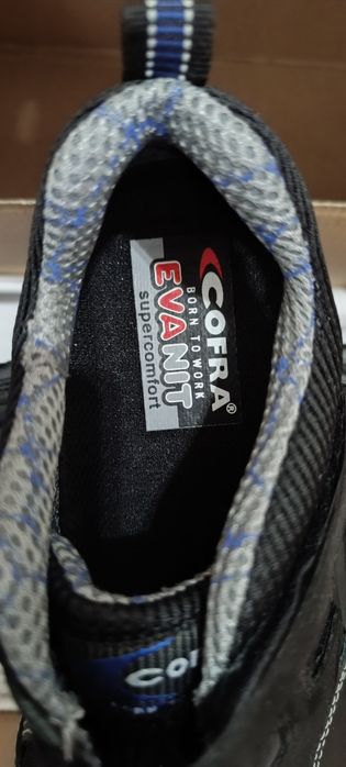 Продам спец обувь Техноавиа/Cofra