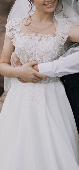 Продаю свадебное платье