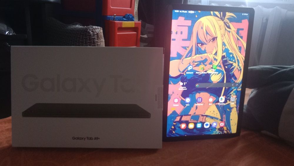 СРОЧНО Планшет Самсунг 9 таб