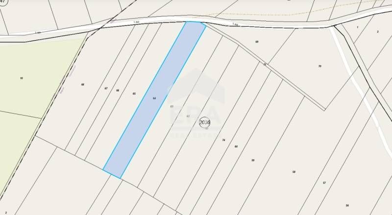 Парцел с морска панорама, разположен в близост до главен път Варна - К