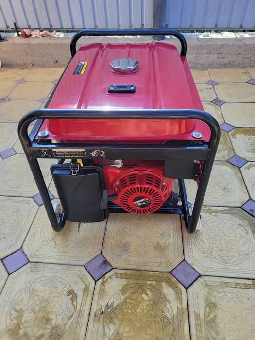Бензиновый Генератор