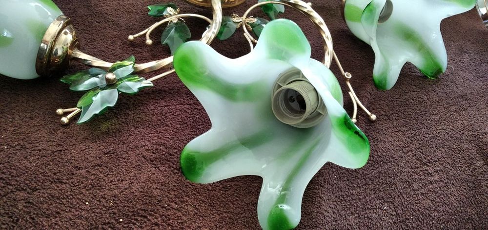 Продам СРОЧНО люстру