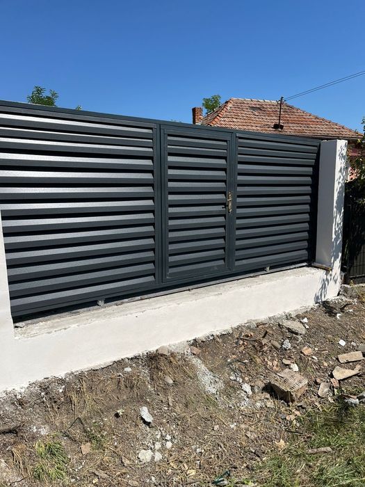 Garduri și porți stil jaluzele șipcă metalica tabla cutata