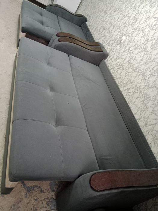 Продам диван в хорошем состоянии