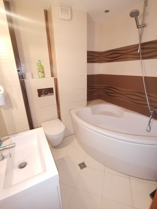 Дава се под наем Тристаен апартамент в София, Младост 2 - 120 кв.м за 561 € - Снимка #10