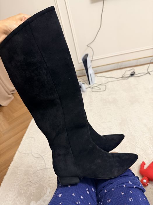 Продам осенние сапоги 33-34 замша