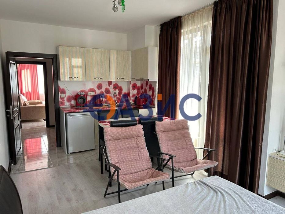 Продава се Двустаен апартамент в Приморско - 77 кв.м за 1129 €/кв.м - Снимка #4