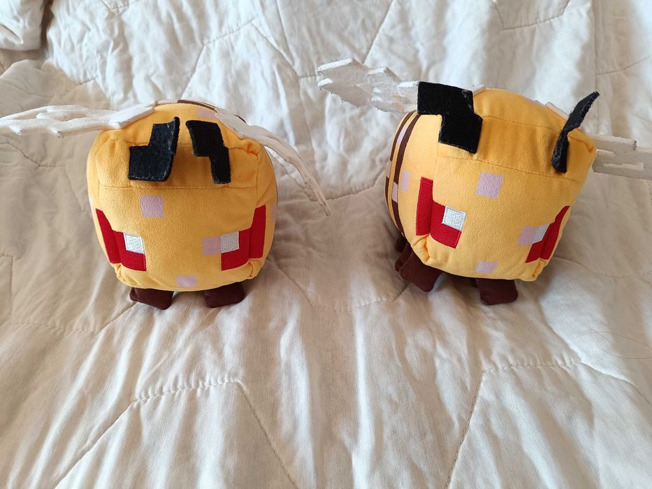 Оригинални Mojang Minecraft пчели