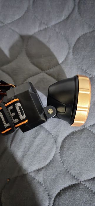 Lanterna de cap pentru pescuit sau minerit