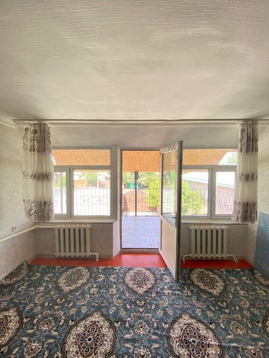 Два двух этажных дома в Центре города