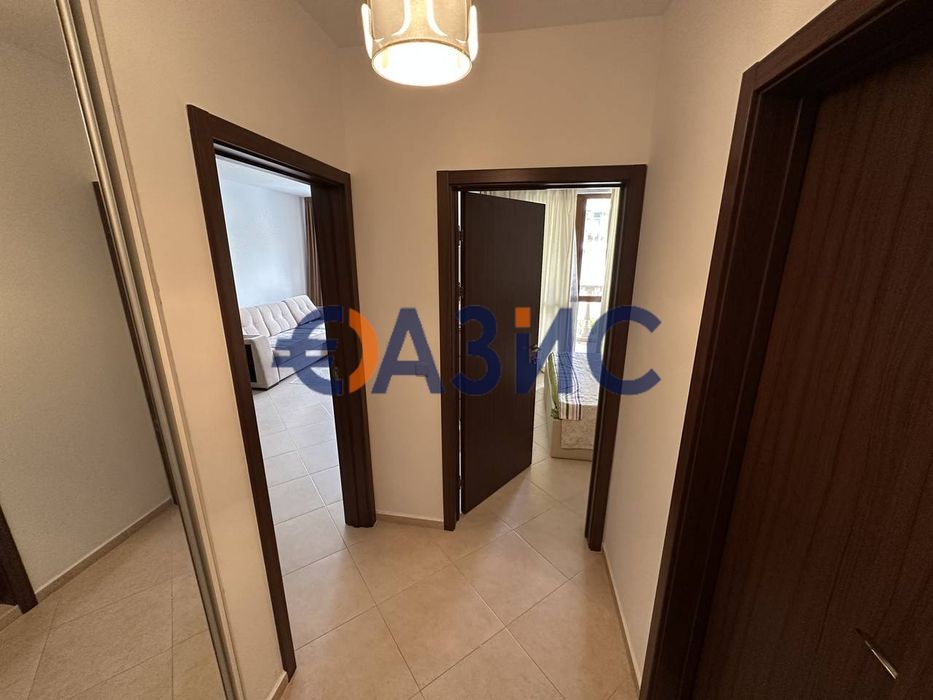 Продава се Двустаен апартамент в к.к. Слънчев бряг - 60 кв.м за 1584 €/кв.м - Снимка #13