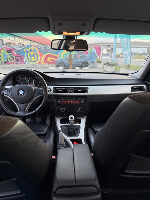 BMW E90 318i 2009