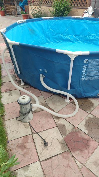продам каркасный бассейн