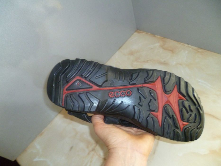 ЕССО сандали №44