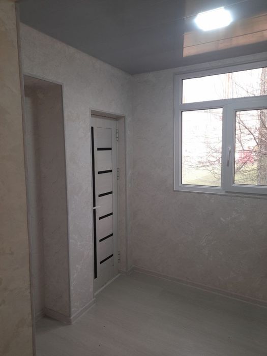 Jizzax shahar Mikrayon 3/1 da 2 xonali uy sotiladi..