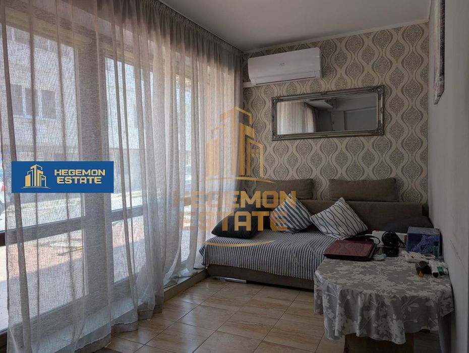 Продава се Тристаен апартамент в Варна, Център - 50 кв.м за 2163 €/кв.м - Снимка #2