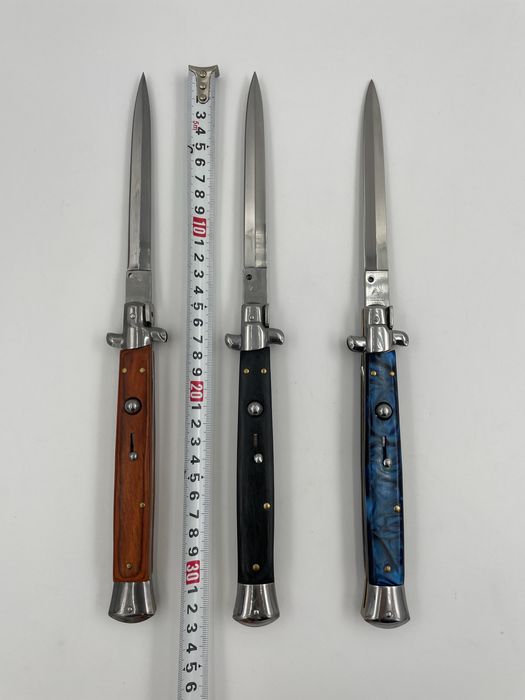 Briceag Stiletto originale 100%, Made in Italy, noi noute in cutie!