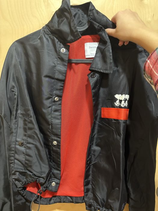 Яке / Ветровка Bershka