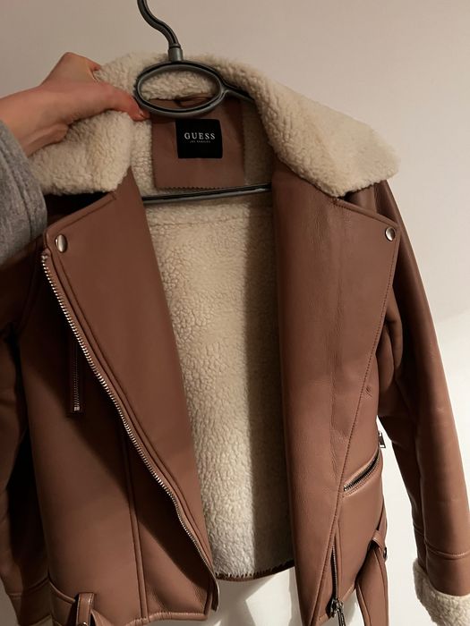 Палто и яке на гес