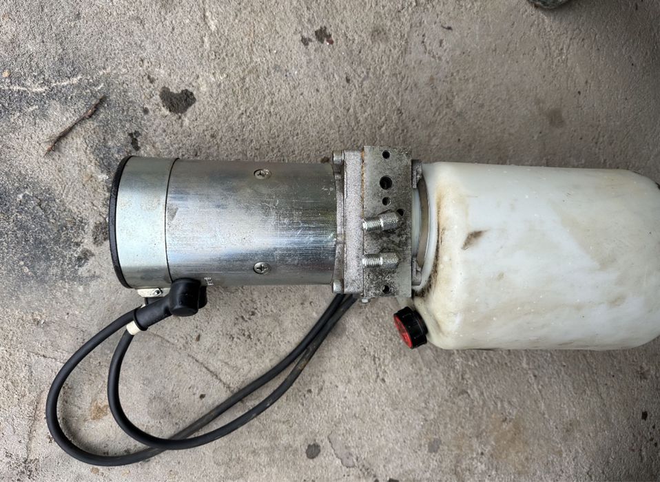 Pompă electrică hidraulică LETRIKA 3kw bazin 5 litri 24v