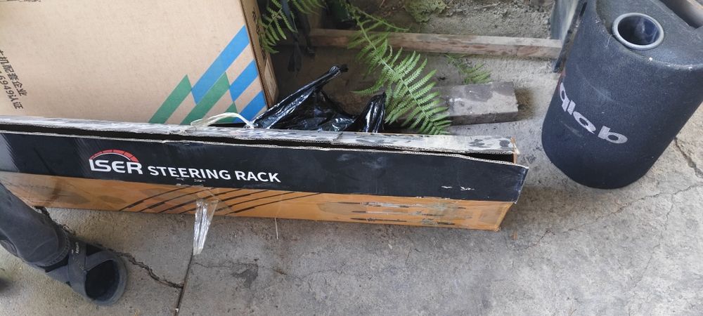 Продам рулевую рейку