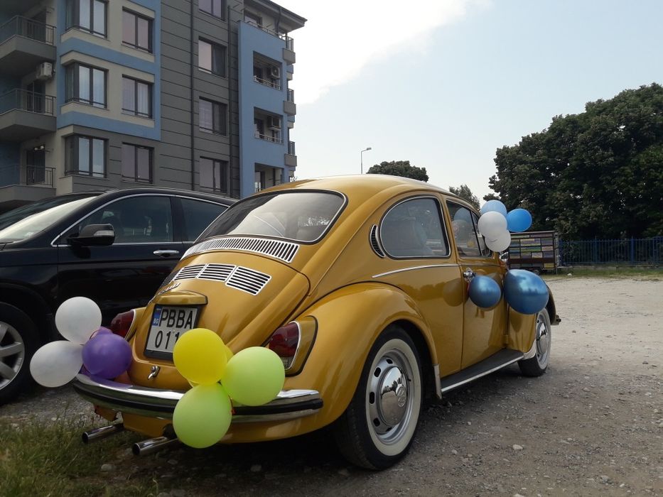 Ретро автомобил под наем за абитуренски бал, сватба, фото сесия, видео