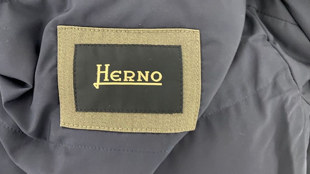 Продам куртку всезесенка