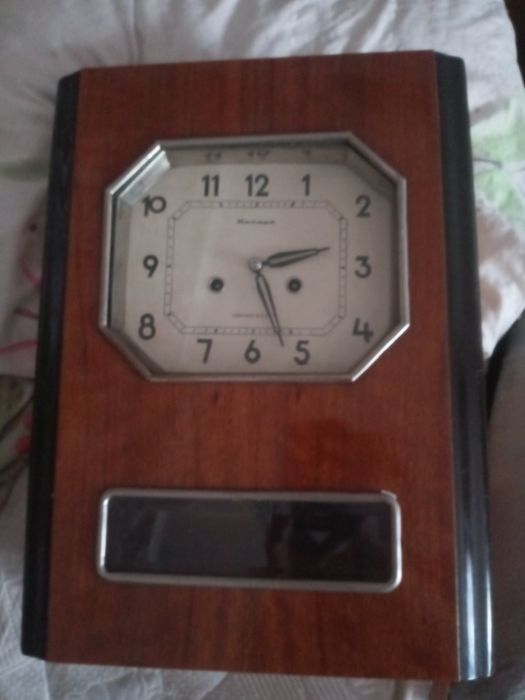 Часы настенные советские
