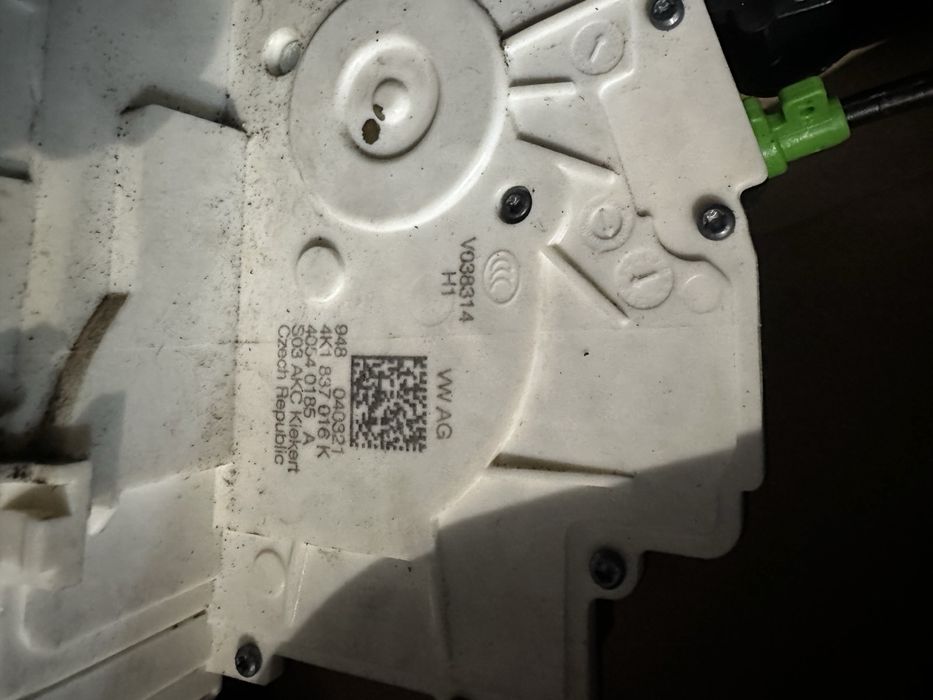 Audi Q8 комплект Soft close брави,инсталации и модули