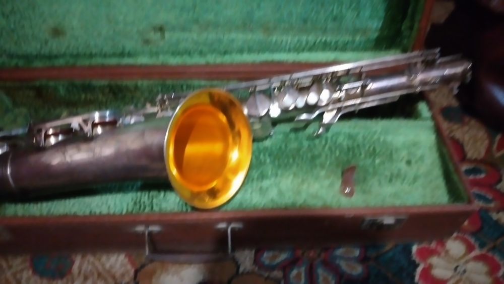 Саксафон тенор. (Германия) И Флейта. ЯМАХА..211.