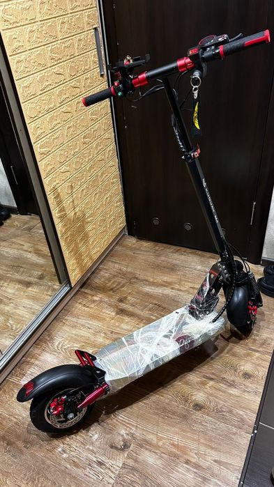 Электросамокат KUQUAY M4