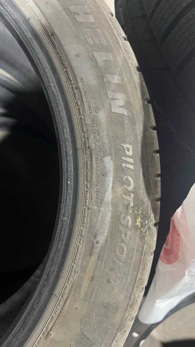 4 бр. летни гуми Michelin Pilot Sport 5 255/45 ZR19 104Y XL