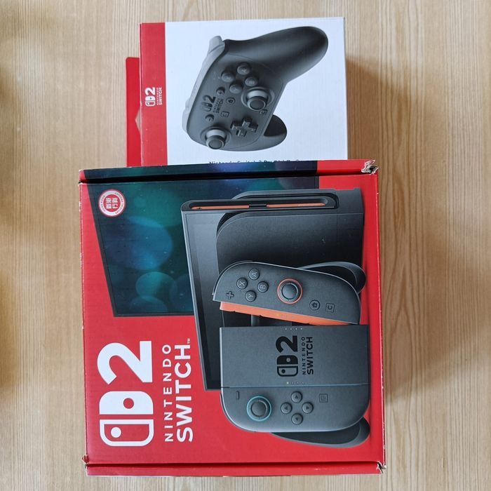 Nintendo Switch 2 + 5 игр и Pro Controller