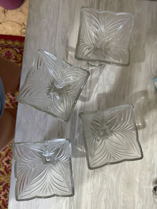 4 хрустальных конфетницы