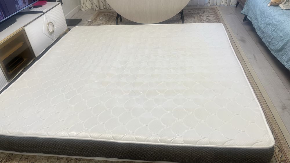 Матрас отдам даром