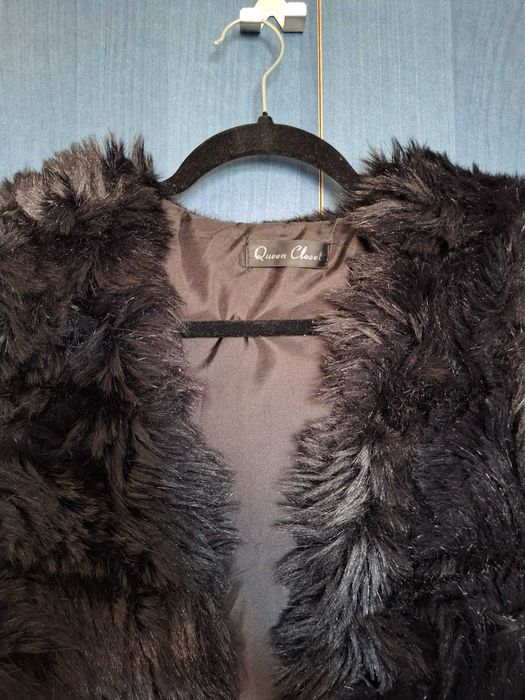 Vestă damă neagră din blăniță, model elegant, mărimea L