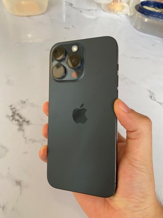 Iphone 15 pro max 256 gb E-SIM