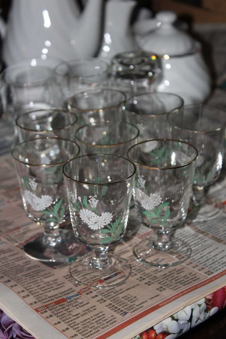 2 Стъклени сервиза/комплекта  стъклени чашки