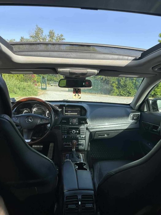 Mercedes-Benz E550 coupe *FULL *HARMAN KARDON *PANORAMA