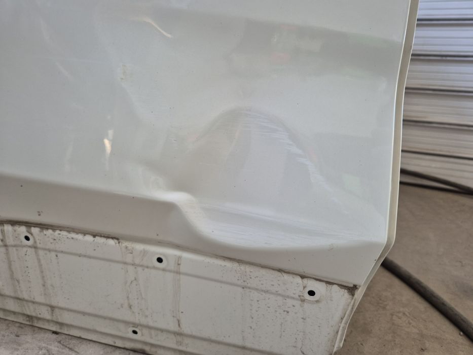 Задна лява врата за тойота рав 4