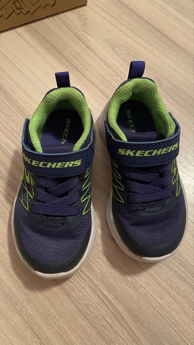 Skechers marimea 22