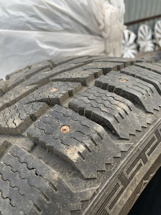 зимняя шина 255/55/R18