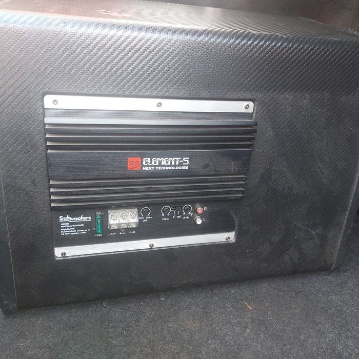 Продам сабвуфер в отличном состоянии