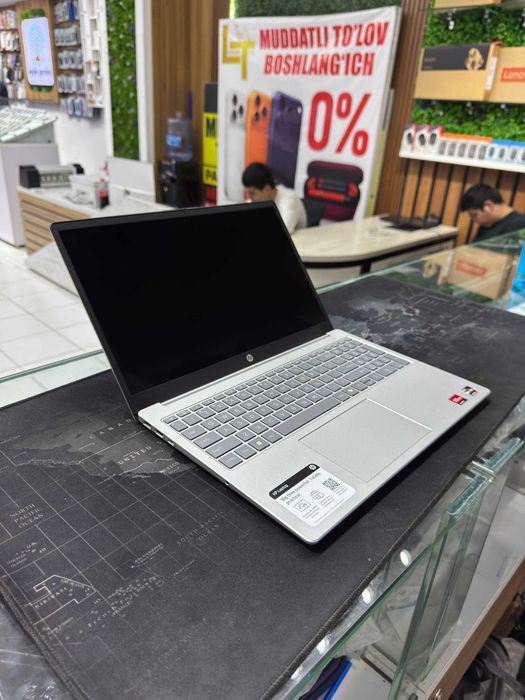 Hp laptop/MD Ryzen 5 7520U/8/512/15.6"